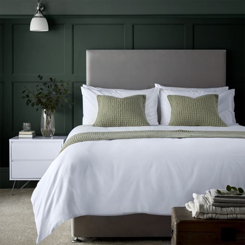 Hotel Sateen Plain 300 nit Count Hotel Bedlinen Set
